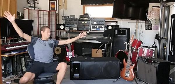  Lead guitarist bangs hot Italian groupie in his studio